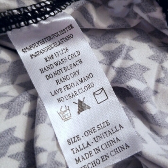 Houndstooth Leggings - Picture 6 of 7